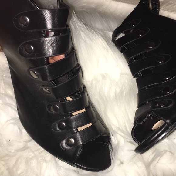 Comfy Pumps😍 - Picture 2 of 8